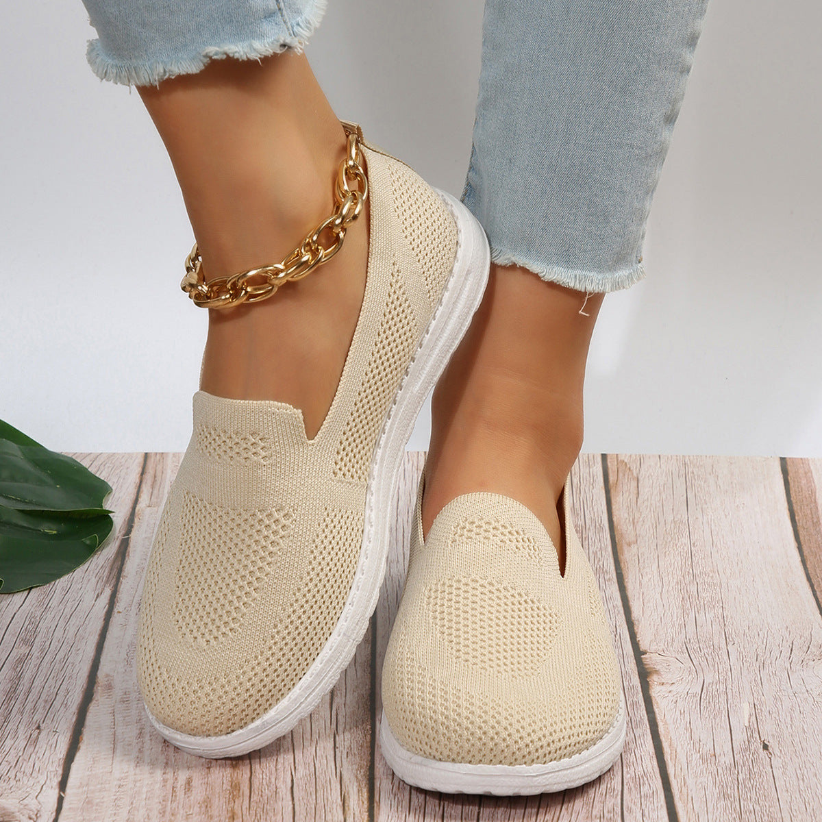 Women's Mesh Shoes Breathable Slip On Lazy Shoes Loafers